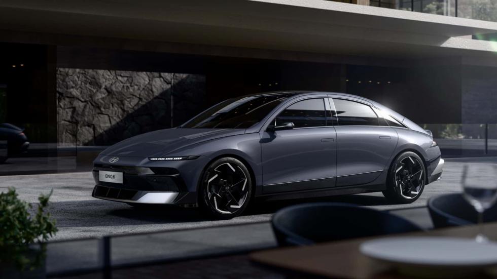 Η Hyundai αποκάλυψε το ανανεωμένο Ioniq 6 και έδειξε το Ioniq 6 Ν